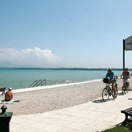 Holiday home Wien-4 By Interhome